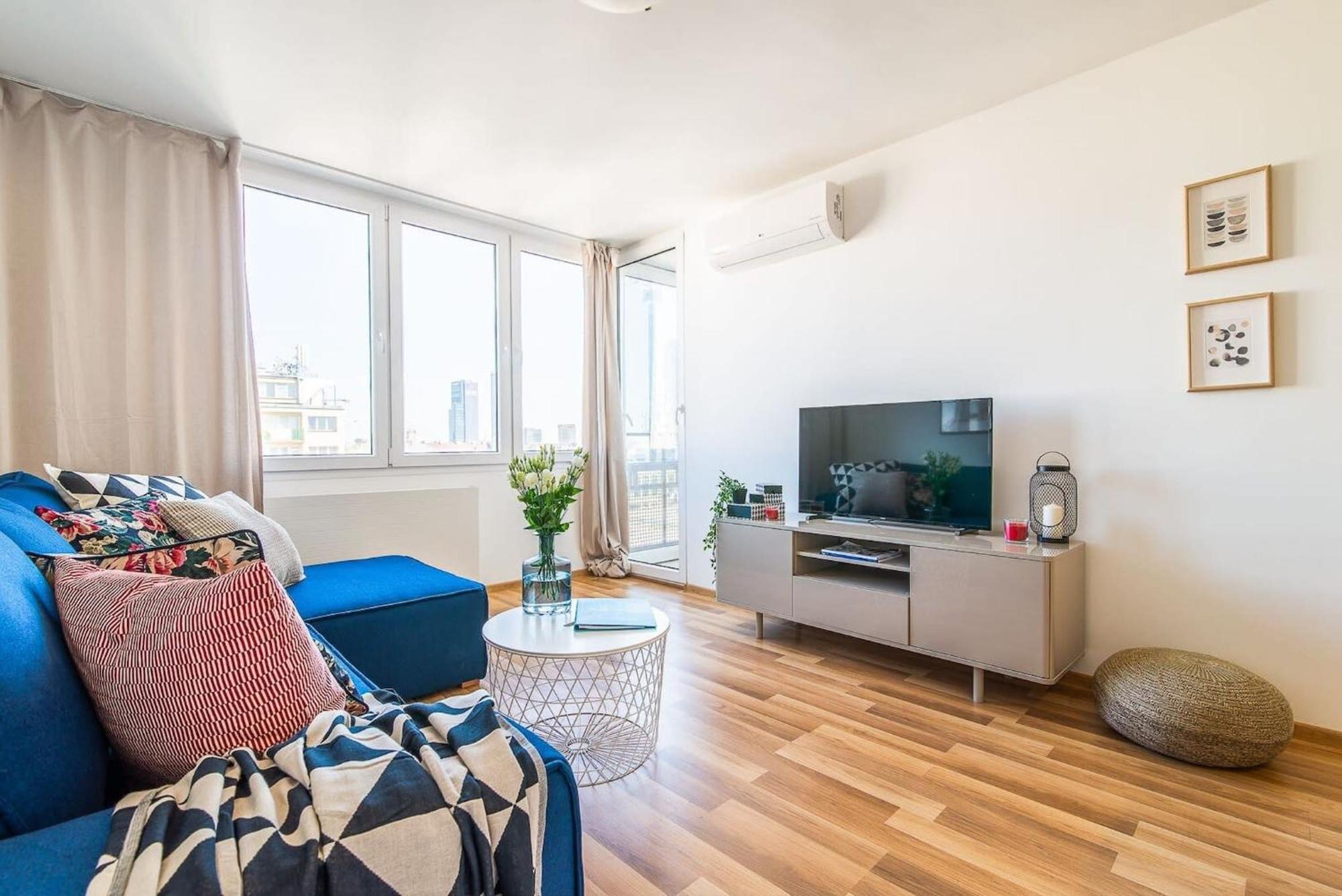 Navy Aesthetic Apartment With Balcony By Noclegi Renters 바르샤바 외부 사진